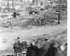 Русские жители в разрушенном городе, сент 1942